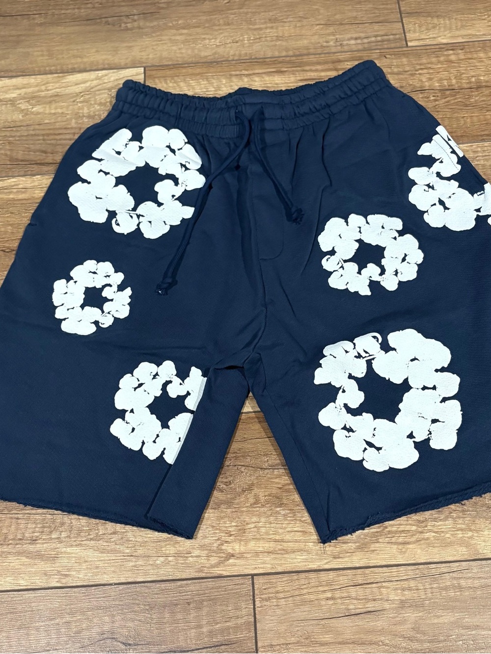 Denim Tear Navy Blue Shorts White Flowers Mens Medium, Large Brand New